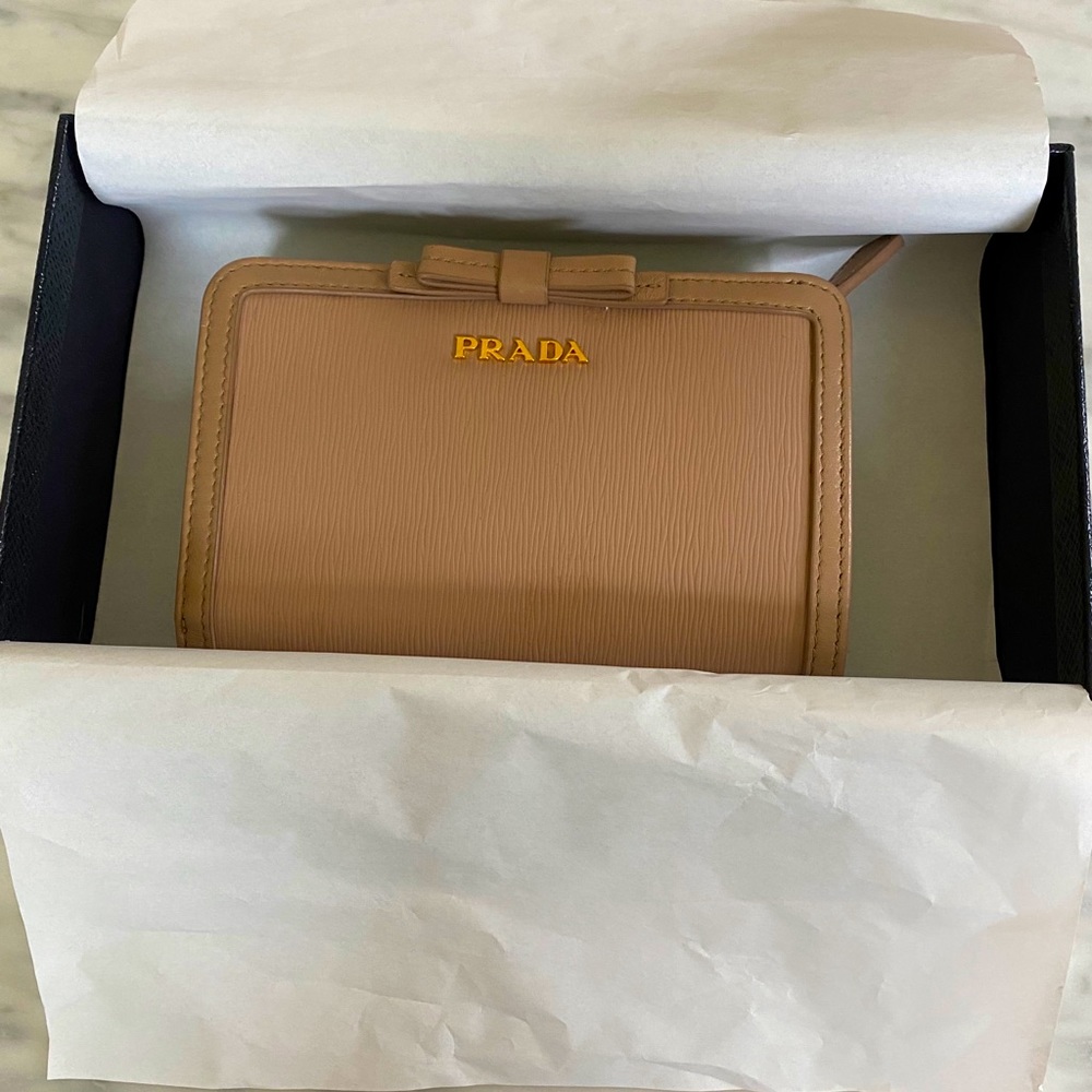 NEW Prada Soft Pink- Zip flap bow wallet